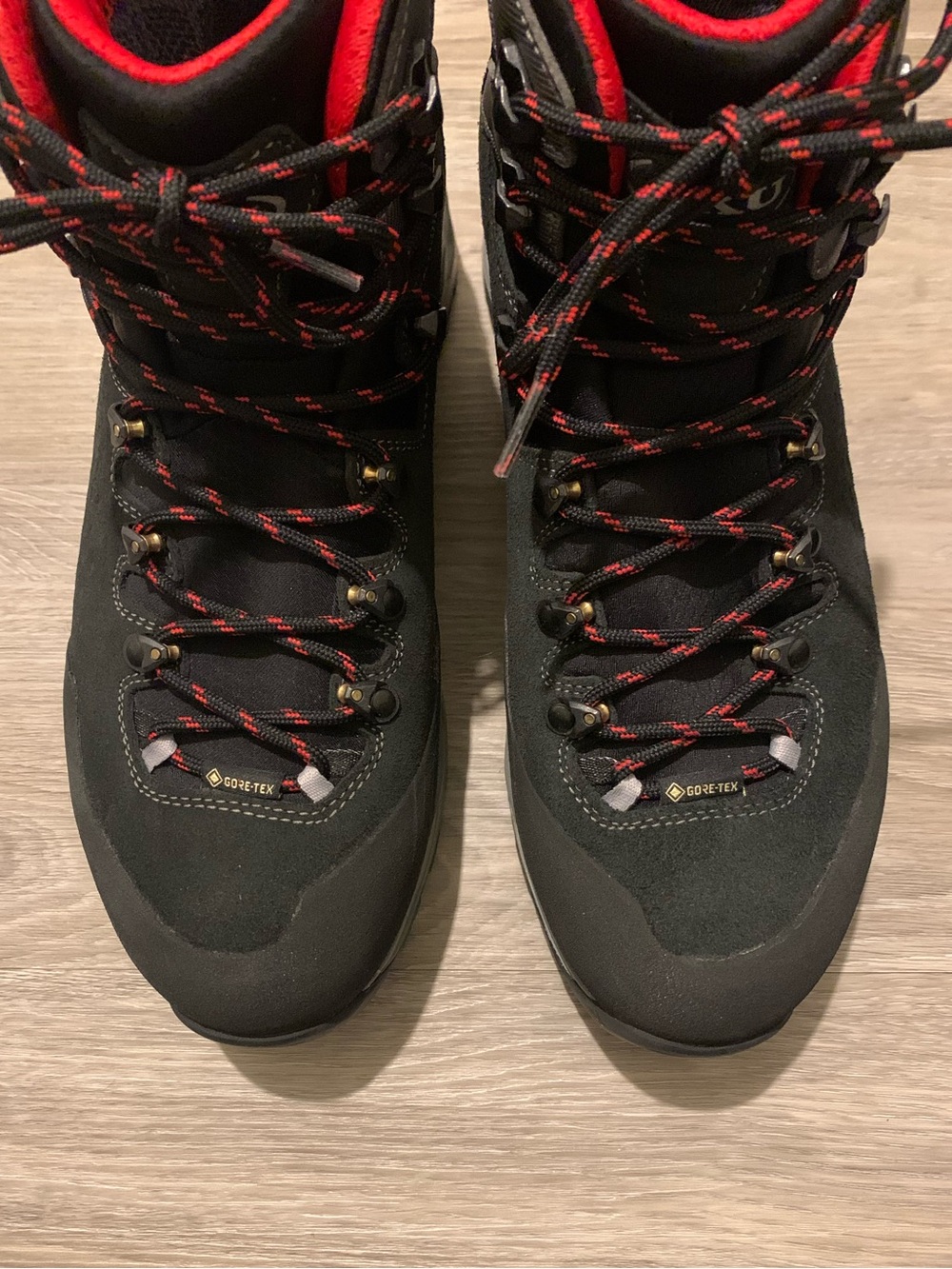 AKU Alterra II GTX Hiking Boots Anthracite/Red 
- Mens - Picture 10 of 12